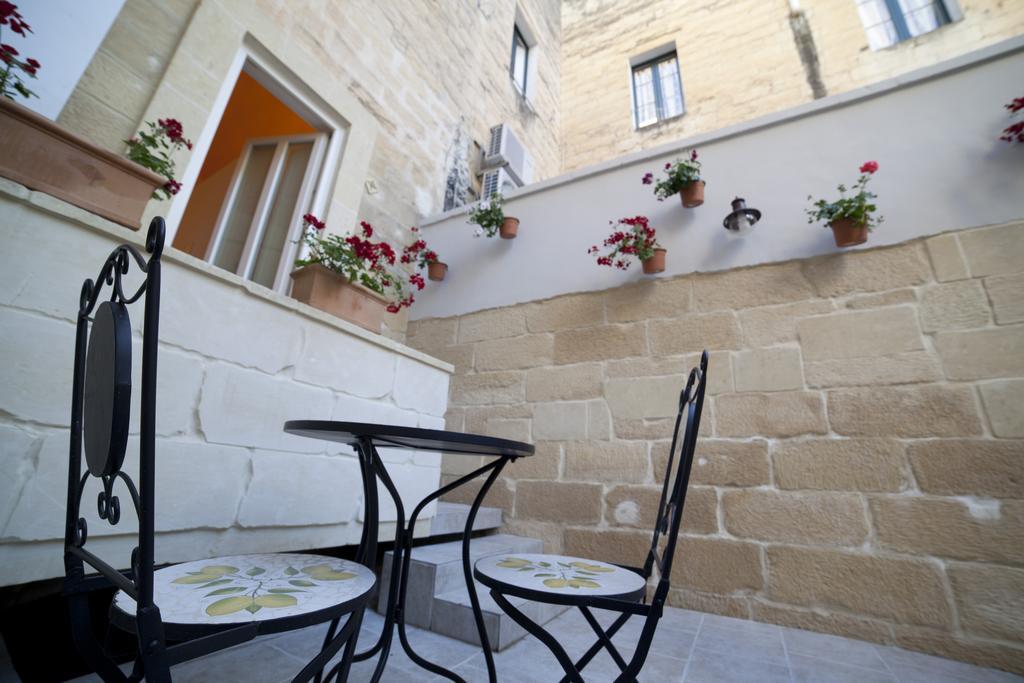 19Venti Bed & Breakfast Lecce Bagian luar foto