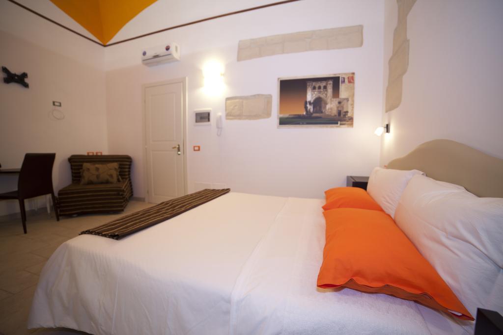 19Venti Bed & Breakfast Lecce Bagian luar foto